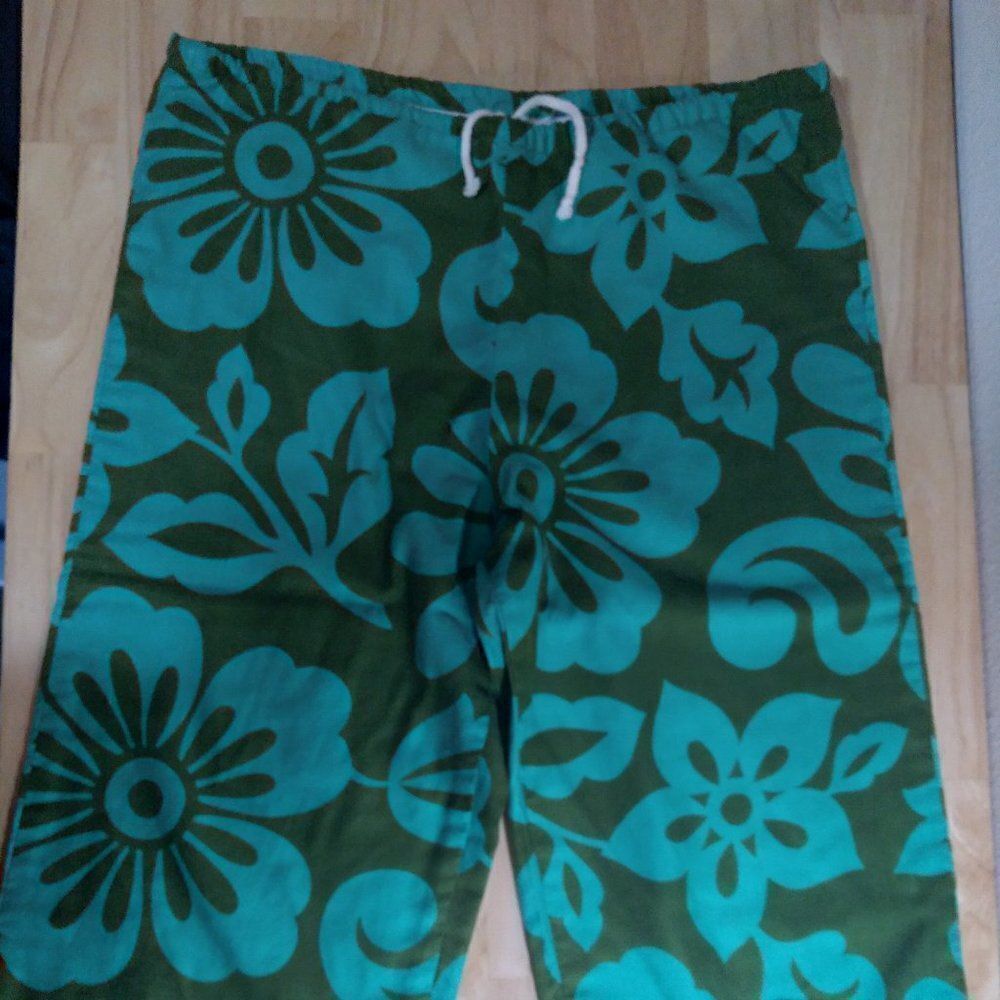 Vintage 70s Mod Floral Pattern Board Shorts